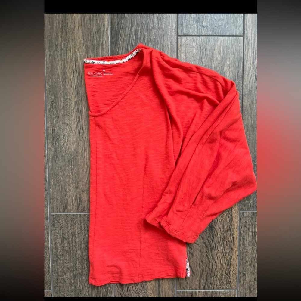 Anthropologie top red medium